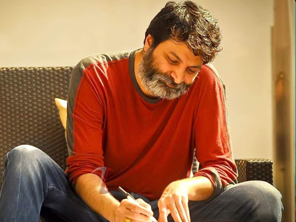 Trivikram Srinivas @ Aravinda Sametha Veera Raghava Interview 21 HD  wallpaper | Pxfuel