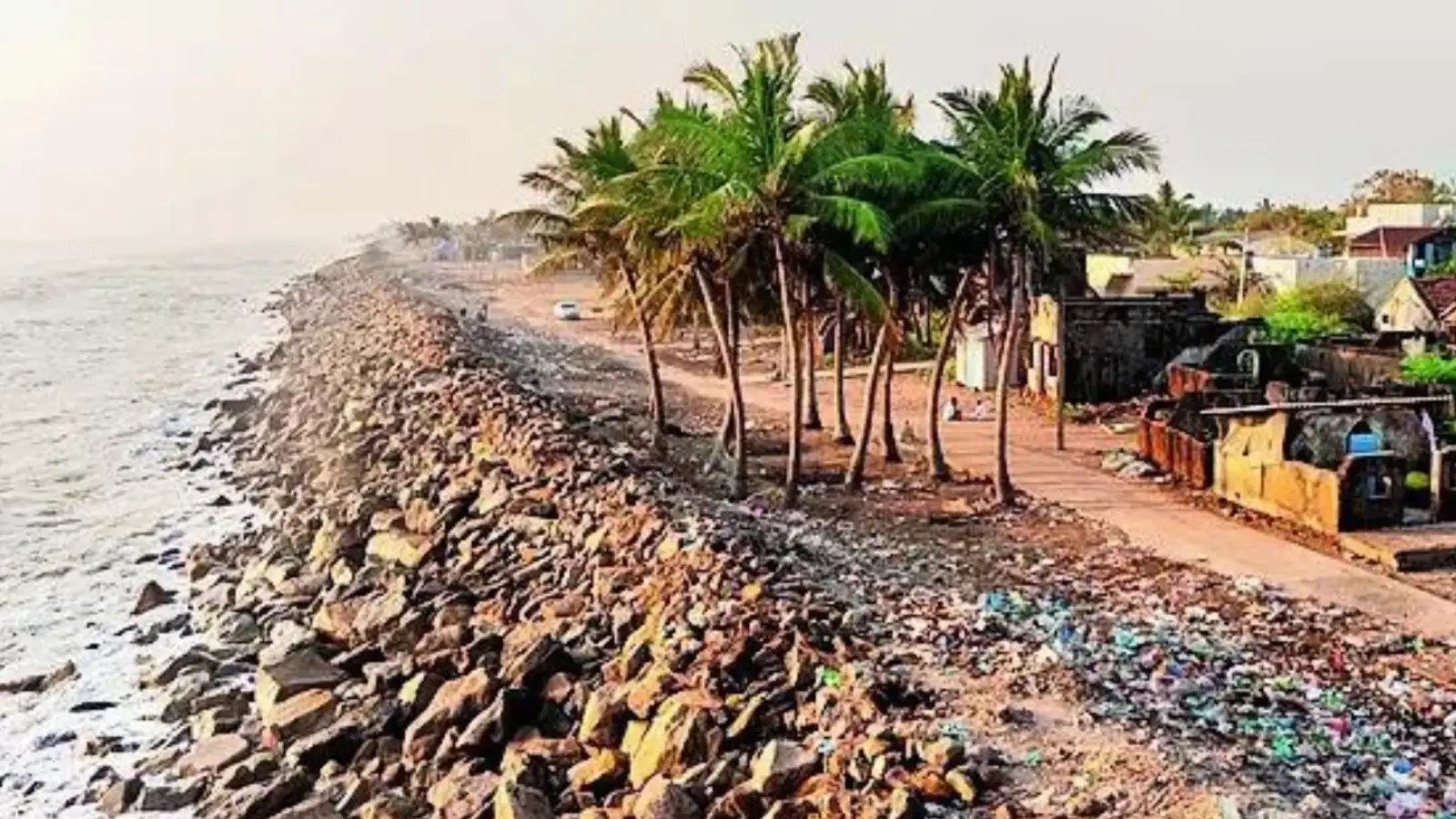 தமிழகத்தில் நீண்ட கடலோரப் பகுதியை கொண்ட மாவட்டம் எது தெரியுமா? 