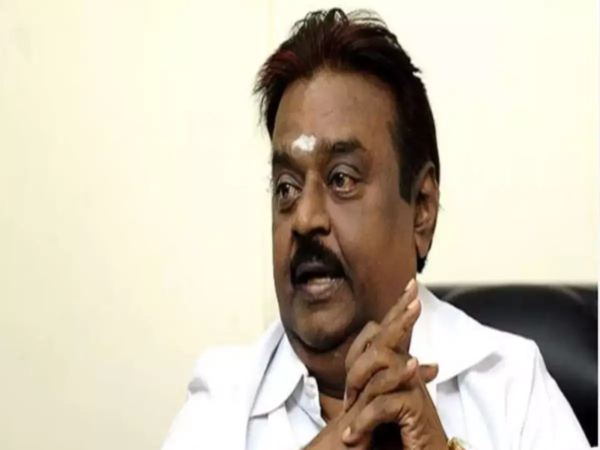 Vijayakanth funeral: தேமுதிக அலுவலகத்தில் விஜயகாந்தின் உடல் நல்லடக்கம்..குடும்பத்தினர் முடிவு..! 