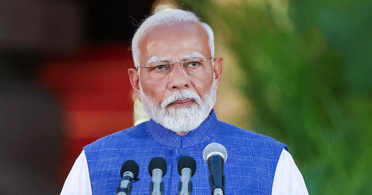 PM Modi's attire changed in the third swearing-in ceremony, but this one habit has not changed since 2014