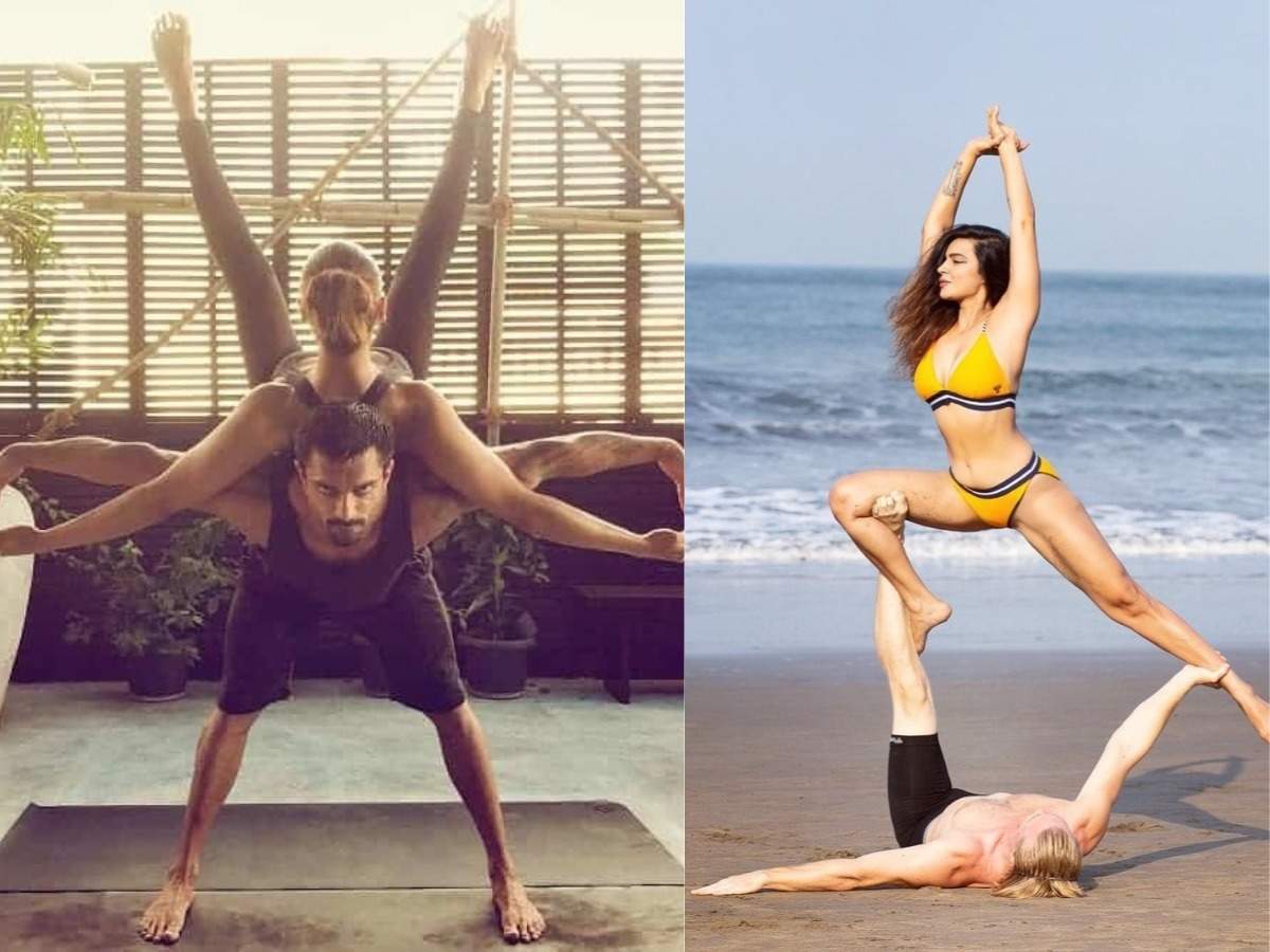 Partner Yoga for Beginners | FUN Partner Yoga Poses | At Home - YouTube