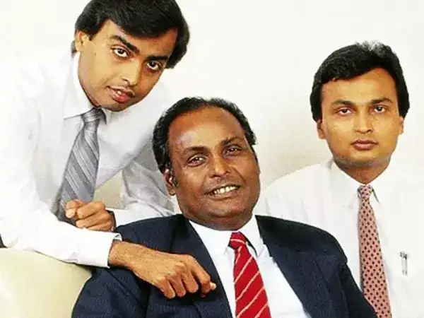 திருபாய் அம்பானி பிறந்தநாள்: பெட்ரோல் பங்க் ஊழியராக இருந்து பல கோடி ரூபாய் சொத்துகளுக்கு அதிபதியான கதை! 