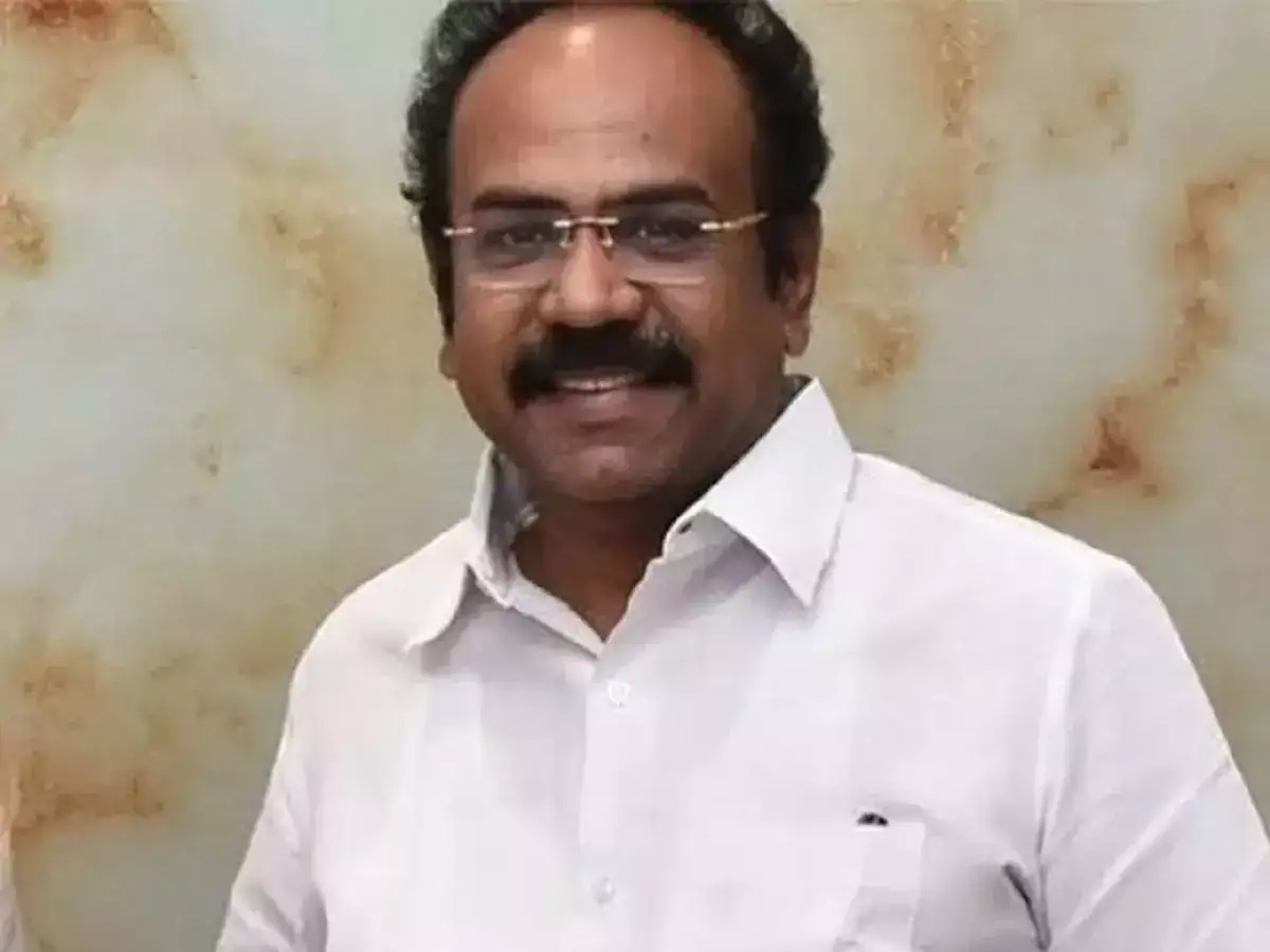 நெல்லை புதிய பொறுப்பு அமைச்சர் நியமனம்.. இது மாதிரியே தென்காசிக்கும் வேணும் வழுக்கும் எதிர்பார்ப்பு.. 