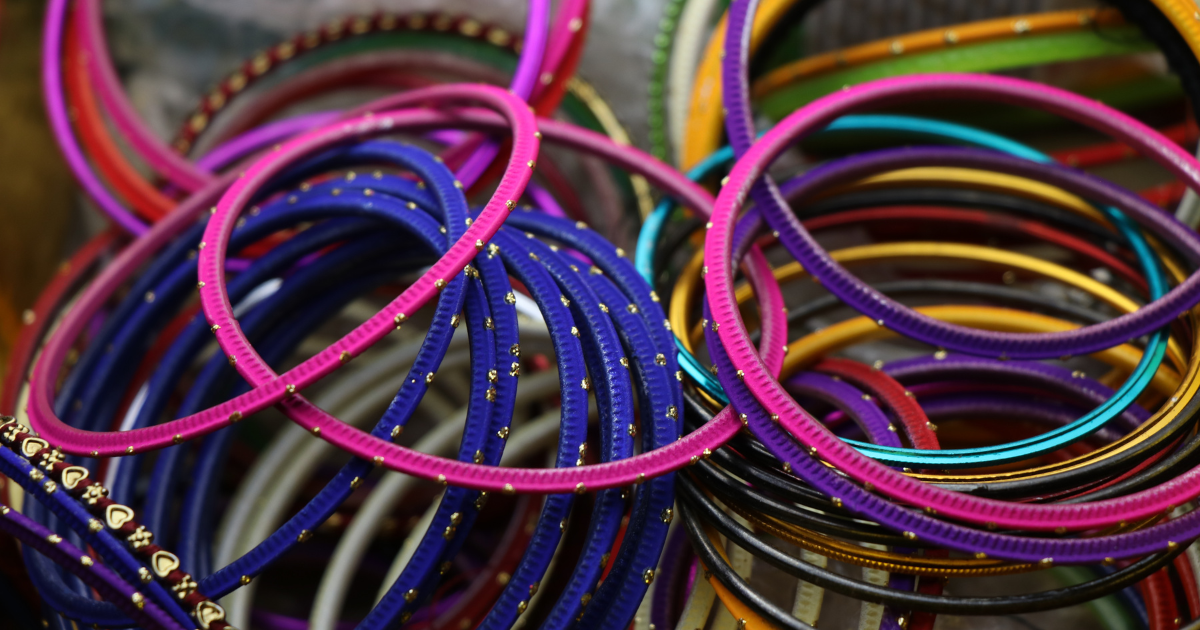 Before throwing away old bangles, know these ways to decorate the house, everyone will praise the decoration