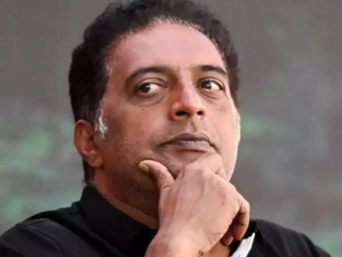 ஒரு கன்னடராக.. கன்னட மக்களின் சார்பாக மன்னிப்பு கேட்கிறேன்... பிரகாஷ் ராஜ் பரபர டிவீட்! 