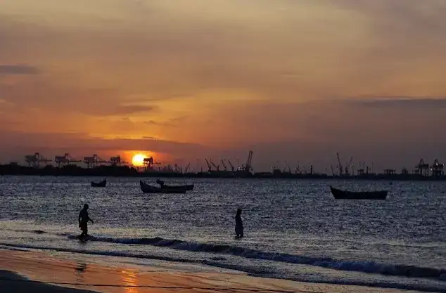 முள்ளக்காடு கடற்கரையில் விரைவில் கடல்நீர் சாகச விளையாட்டு... வெளியான சூப்பர் அப்டேட்! 