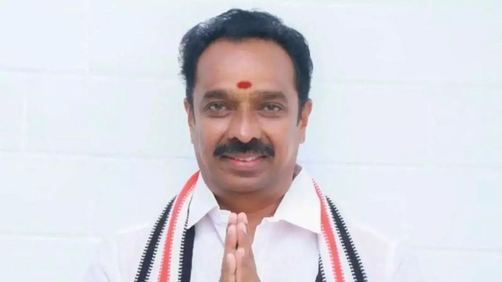 அதிமுக முன்னாள் அமைச்சர் எம்.ஆர்.விஜயபாஸ்கர் கைது! 