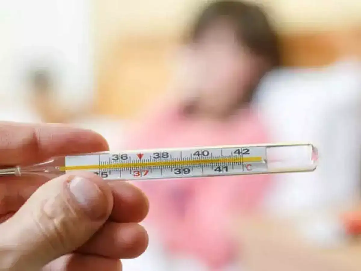 குமரியில் அதிகரிக்கும் காய்ச்சல்: கேரளாவில் இருந்து வந்த 2400 பேருக்கு பரிசோதனை! 