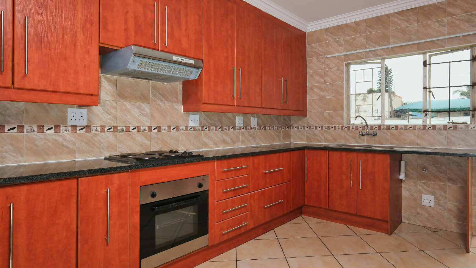 If you want to buy the best tiles for the kitchen, then do not make this mistake even by mistake.