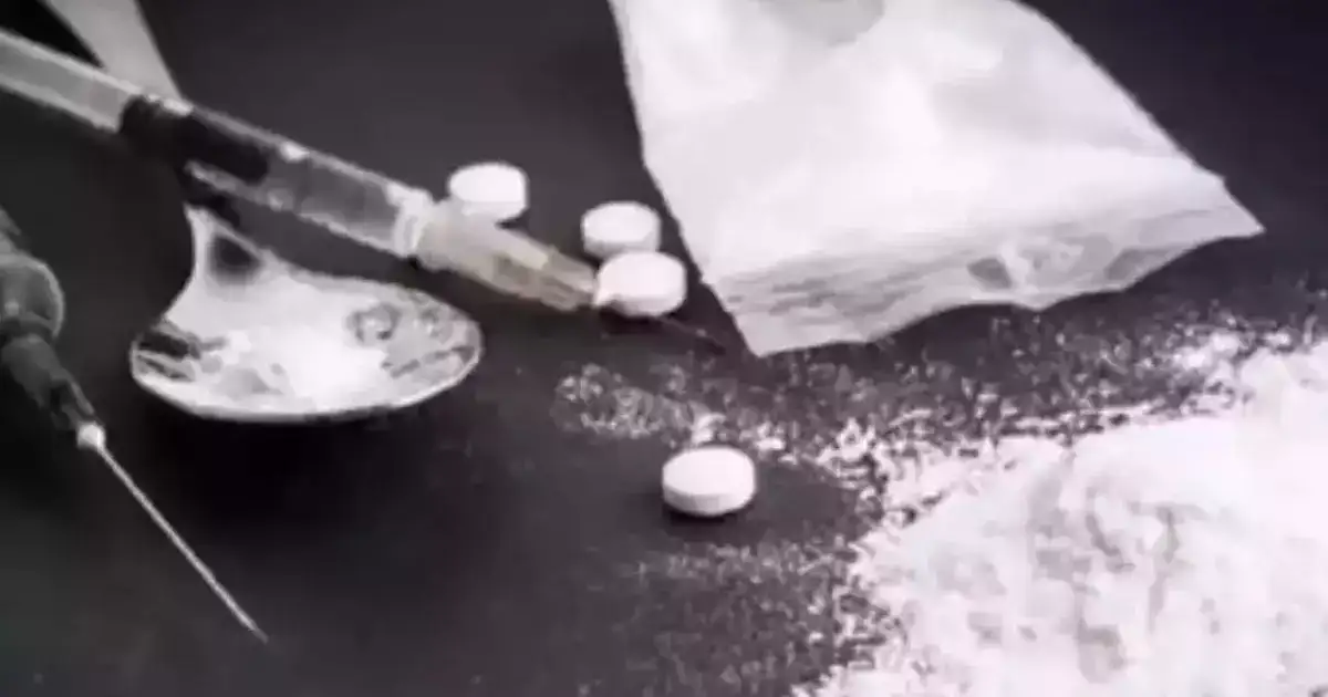 ரூ. 2,000 கோடி மதிப்புள்ள போதைப்பொருள் கடத்திய தமிழ் சினிமா தயாரிப்பாளருக்கு வலைவீச்சு 