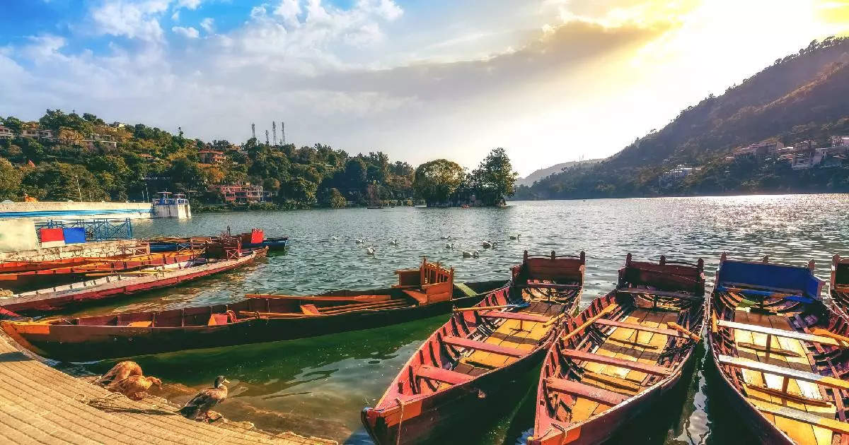 There is a unique lake with 9 corners near Nainital… if you see all of them together, your luck will open