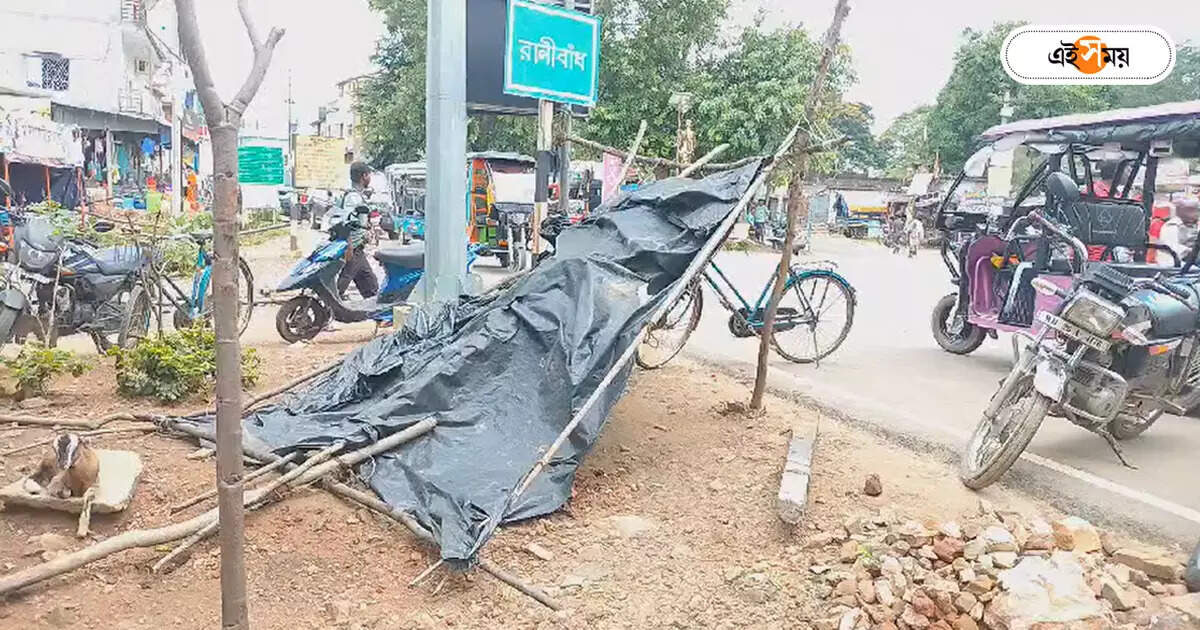 Bankura News,আদিবাসীদের বুকস্টল ভাঙার অভিযোগে রানিবাঁধে বিক্ষোভ, পথ অবরোধ – road block protest in bankura ranibandh charge of breaking tribals book stall