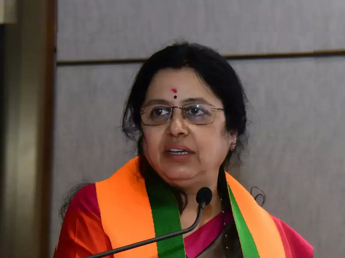 भाजपमधील नाराजी चव्हाट्यावर; मेधा कुलकर्णी स्पष्टच बोलल्या…, सोशल मीडियावरील पोस्ट व्हायरल भाजपमधील नाराजी चव्हाट्यावर; मेधा कुलकर्णी स्पष्टच बोलल्या…, सोशल मीडियावरील पोस्ट व्हायरल