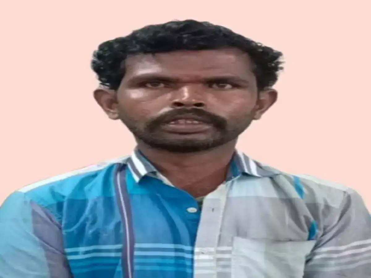 கரூரில் மாற்றுத்திறனாளி பெண்ணுக்கு பாலியல் தொந்தரவு: வாஷிங் பவுடர் விற்பனை செய்யும் நபர் கைது! 