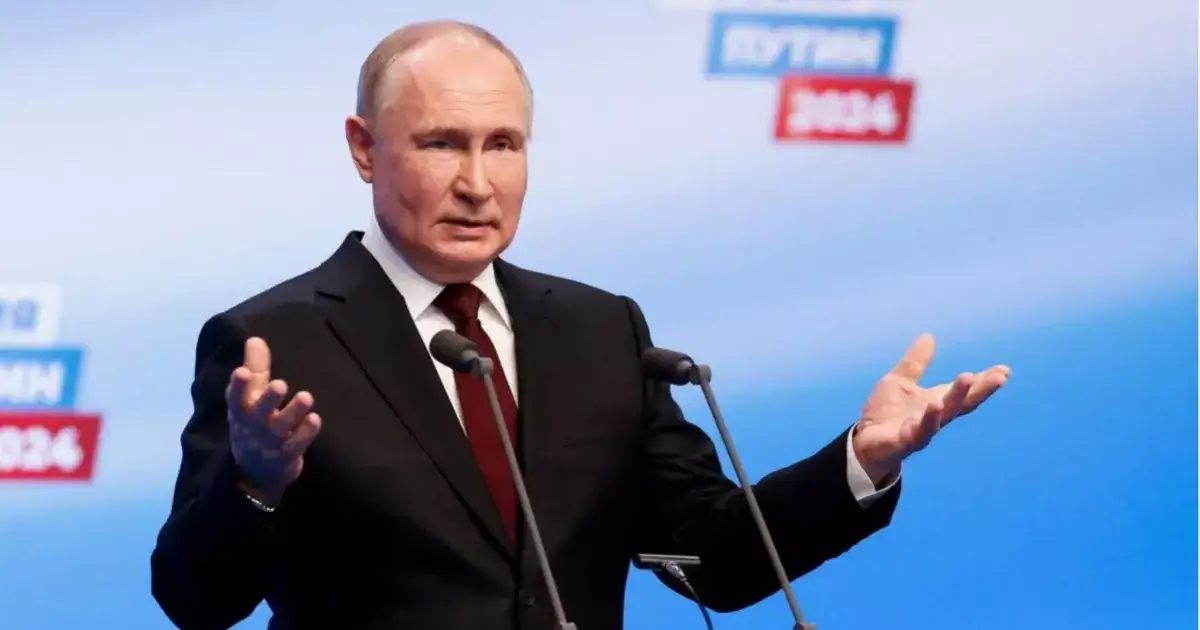 அதிபர் அரியணையில் எரிய புடின் : மூன்றாவது உலகப்போர் ஏற்படும் என பகீர்.. 