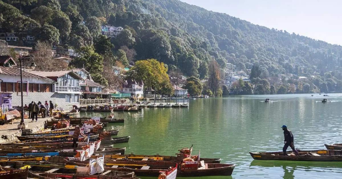The cost of visiting Nainital alone is Rs 5000… cost of a plate of food is Rs 50, hotel rent is Rs 600, bus fare is Rs 400