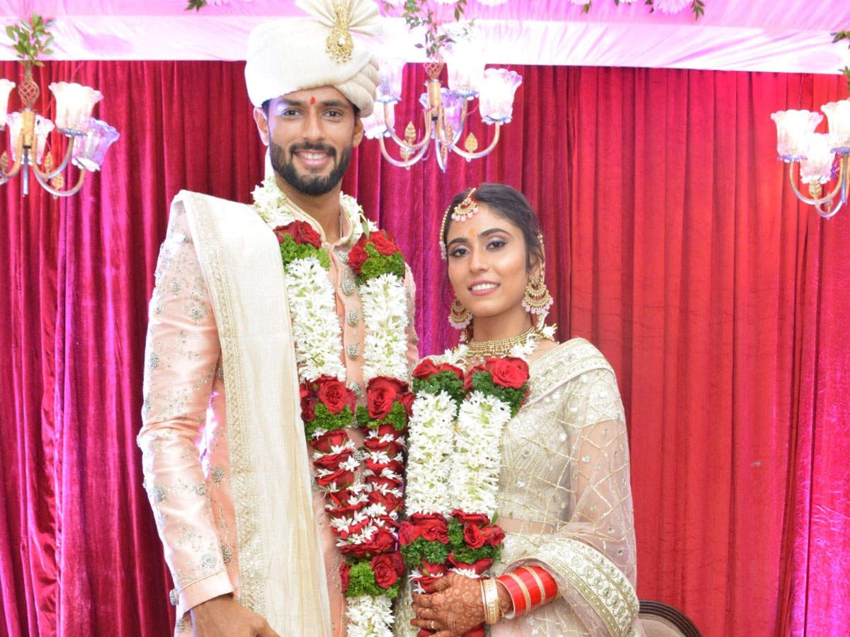 Shivam Dube ties knot with Anjum Khan; Shivam Dube Marriage: क्रिकेटर शिवम दुबे ने की शादी, गर्लफ्रेंड अजुम खान संग दुआ मांगते आए नजर