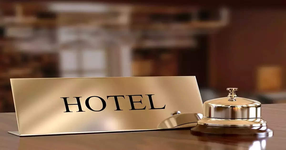 App Hotel Booking : অ্যাপ হোটেলে ‘আপনা টাইম’: প্রেম বনাম প্রেজুডিস – young boys and girls have been going to the app hotel from morning to evening as they wish in kolkata