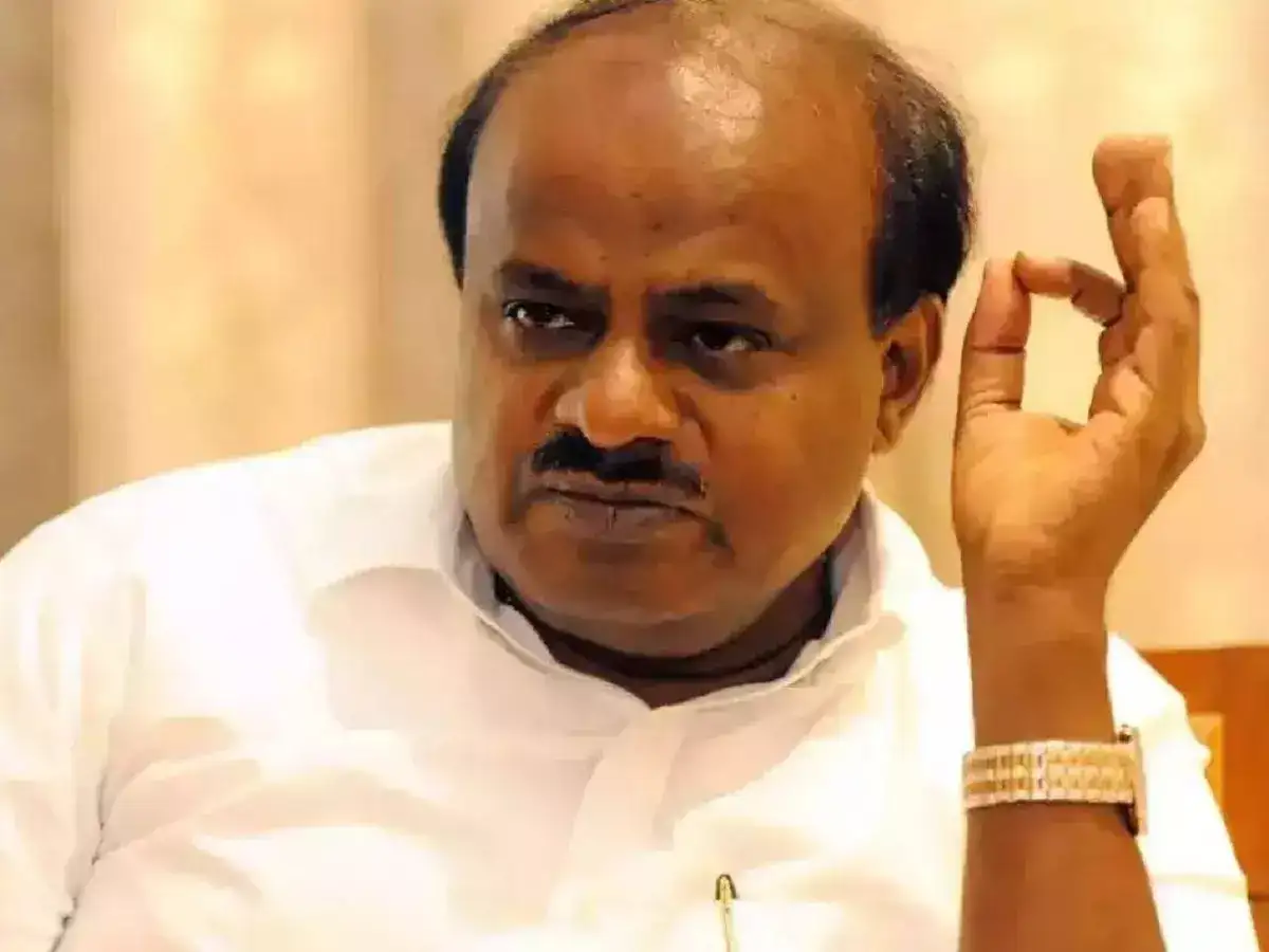 பவர் கட் பிரச்சினை வருதாம்... கரண்ட் தயாரிக்க மாட்றாங்க... வேணும்னே பண்றாங்க- மாநில அரசு மீது குமாரசாமி அட்டாக்! 