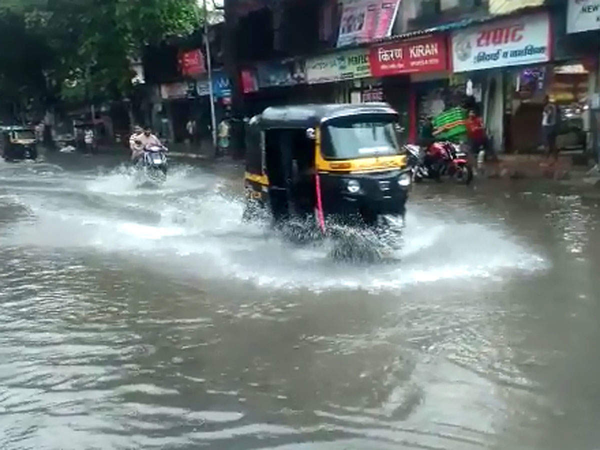 Arvind Kejriwal,सीएम केजरीवाल का निर्देश- 30 मिनट में हो जल भराव की समस्या का समाधान - solve problem of water logging in 30 minutes directs cm kejriwal to all related departments - Navbharat Times