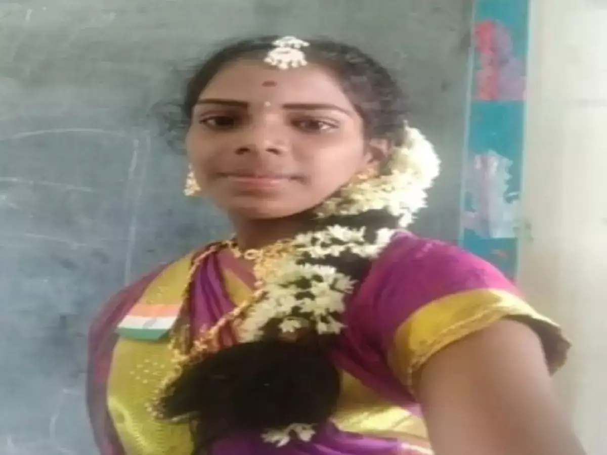 தற்கொலையில் முடிந்த காதல்: நாகை அருகே 10ம் வகுப்பு மாணவி விபரீத முடிவு! 