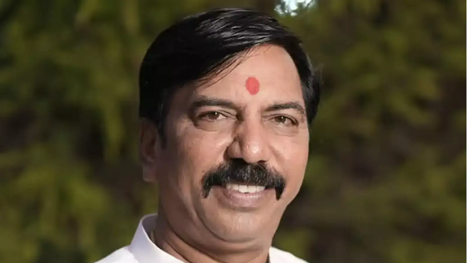 ठाकरे गटाला खिंडार! विलास शिंदेचा आज शिवसेनेत प्रवेश; ‘हे’ सहा नगरसेवकही जाणार सोबत ठाकरे गटाला खिंडार! विलास शिंदेचा आज शिवसेनेत प्रवेश; ‘हे’ सहा नगरसेवकही जाणार सोबत