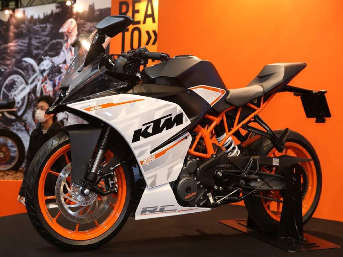 KTM Bike Price Hiked In India Duke 125 RC 125 200 Duke 250