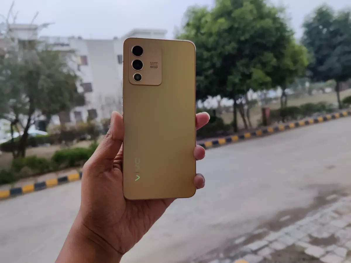 vivo v23 hindi