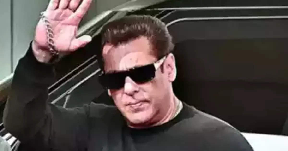 A minor was to be used to kill Salman Khan, after the murder he was to flee to Sri Lanka