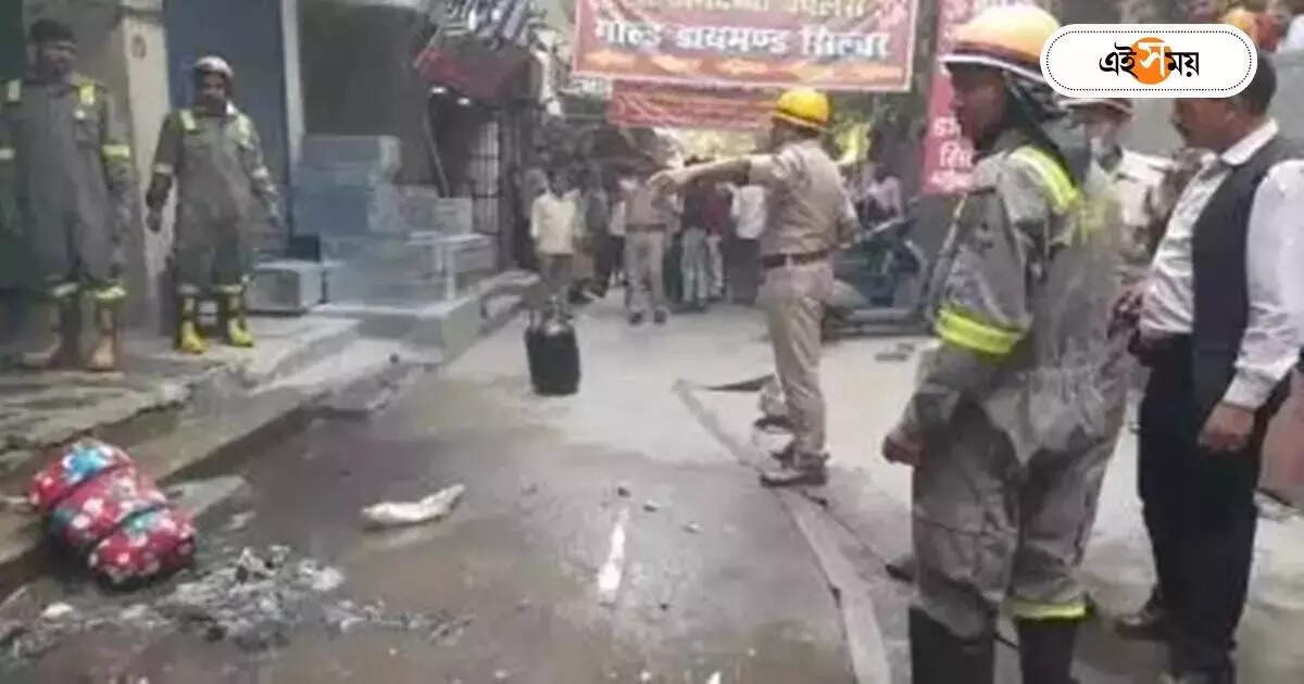 Kolkata Fire : রবিবাসরীয় সন্ধ্যায় ভয়াবহ আগুন বেলেঘাটায়, ঘটনাস্থলে দমকলের ১০ ইঞ্জিন – fire incident at kolkata beleghata area