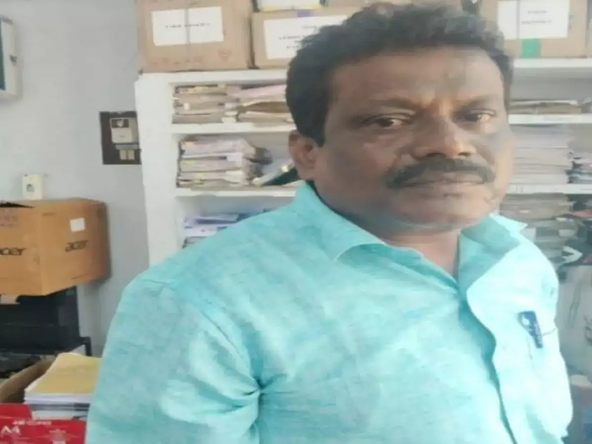 2 கோடிக்கு மேல் மோசடி: வெளிநாடு தப்பி செல்லும்போது சிக்கிய நபர்! 