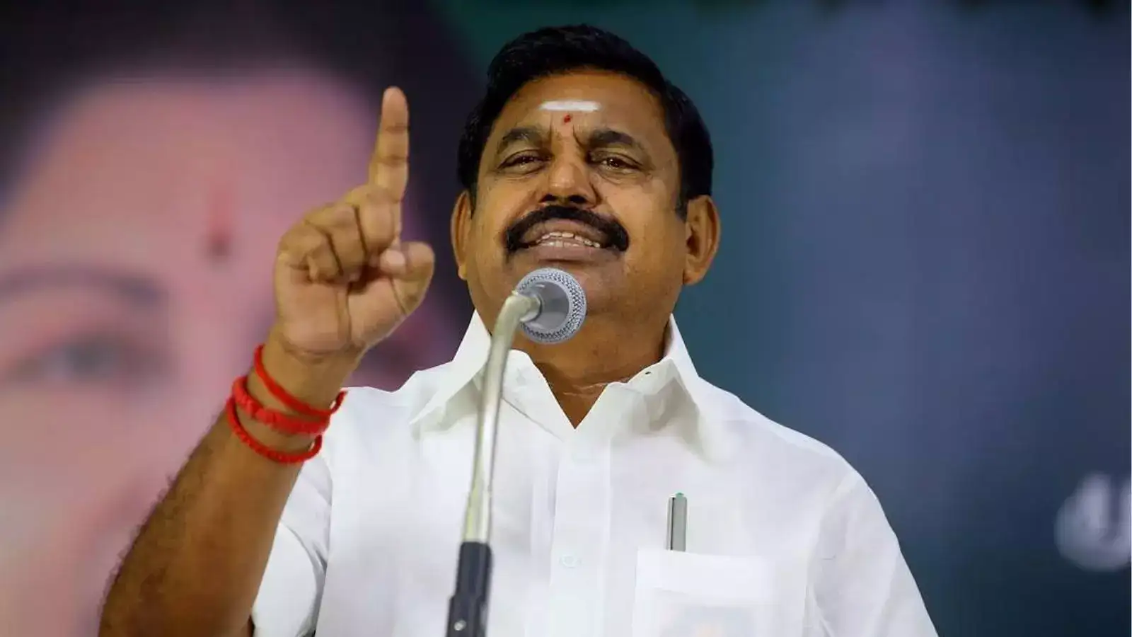 அடகு வைக்கும் முதல்வர் மு.க.ஸ்டாலின்.. தூக்கத்தில் இருந்து விழிங்க - எடப்பாடி பழனிசாமி காட்டம் 