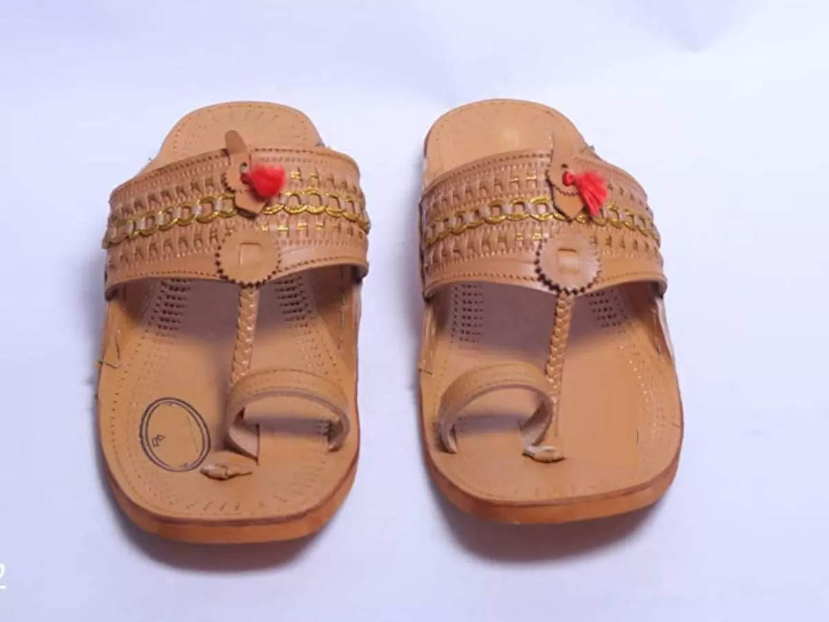 Design Flat Chappal for Women, Size: 5, 6 & 7 at Rs 365/pair in Mumbai |  ID: 19390080973