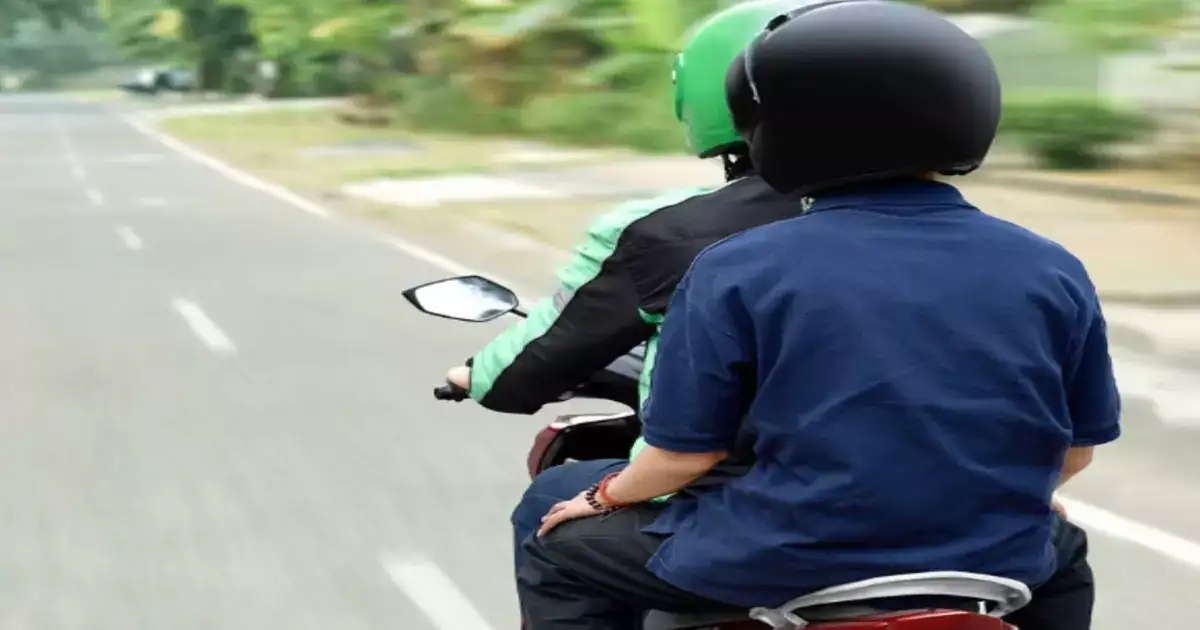 எலெக்ட்ரிக் பைக்கில் டாக்சி பயன்பாடு : போச்சி.. போச்சி.. தடை விதித்த அரசு : எதிர்க்கும் வாகன ஓட்டிகள்.. 