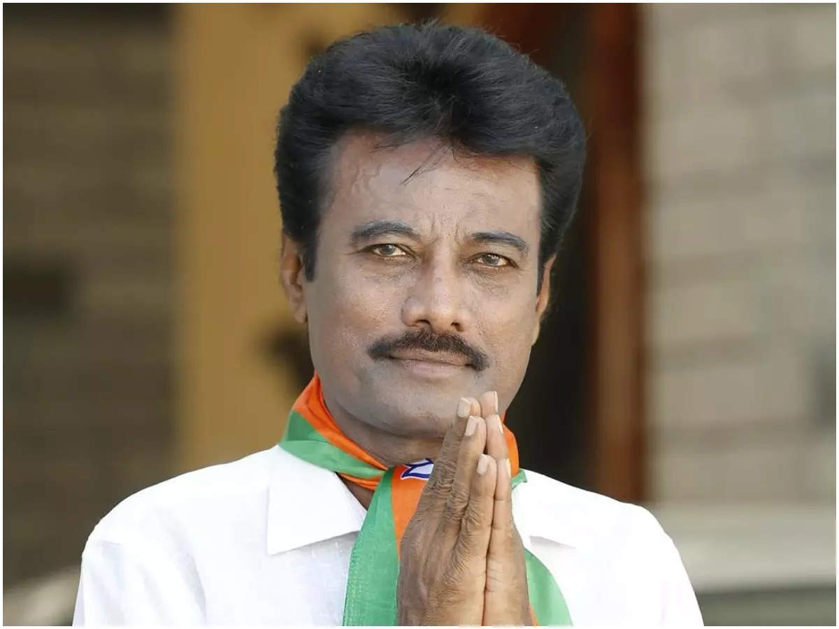 K Shivramu Hospitalized,ಮಾಜಿ ಐಎಎಸ್‌ ಅಧಿಕಾರಿ, ನಟ ಕೆ ಶಿವರಾಮ್‌ಗೆ ಹೃದಯಾಘಾತ:  ಆರೋಗ್ಯ ಸ್ಥಿತಿ ಗಂಭೀರ - kannada actor former ias officer k shivaram suffers  heart attack hospitalized - Vijay Karnataka