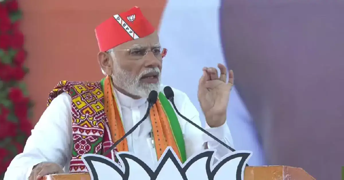 PM modi attack on Congress party, Said Party is leaving any change to defame Gujarat: आणंद में बोले मोदी, गुजरात को बदनाम करने का कोई मौका नहीं छोड़ रही है कांग्रेस