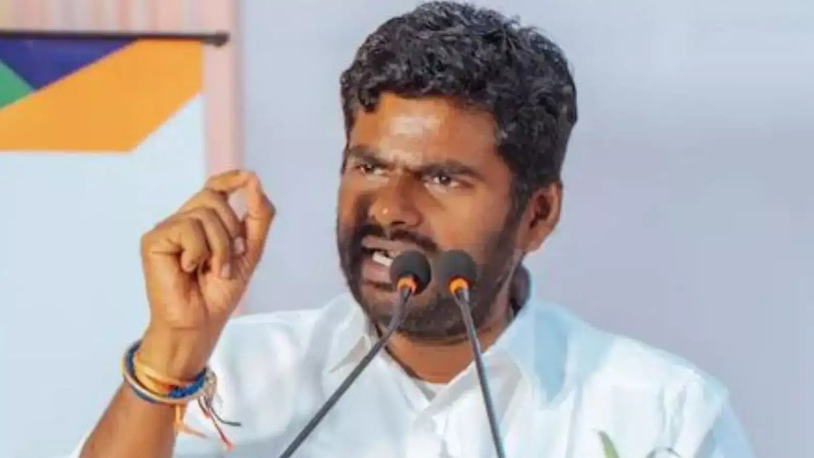 ஸ்டாலின் இதுக்கு வெட்கப்படணும்.. மாணவியின் விவரங்களை வெளியிட்ட காவல்துறை.. வெளுத்து வாங்கிய அண்ணாமலை! 