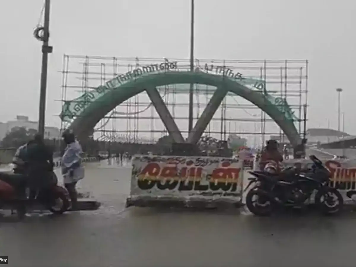 கிளாம்பாக்கம் பஸ் ஸ்டாண்ட்... குறிச்ச தேதி மிஸ் ஆகுதா... களமிறங்கிய மூத்த ஐஏஎஸ் அதிகாரி! 