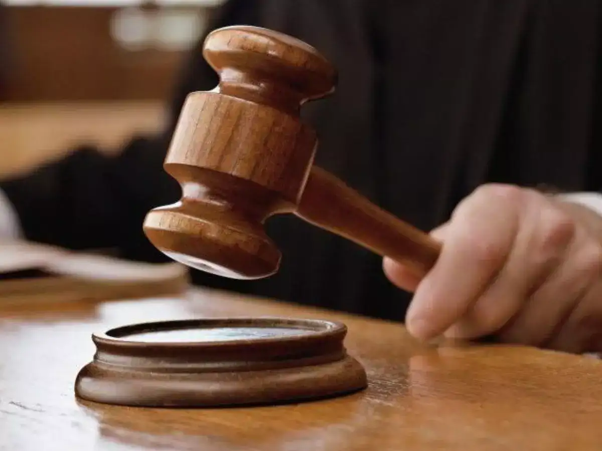 மாஜி அமைச்சர் மனைவிக்கு ஓராண்டு ஜெயில்: சொத்து குவிப்பு வழக்கில் தண்டனை உறுதி! 