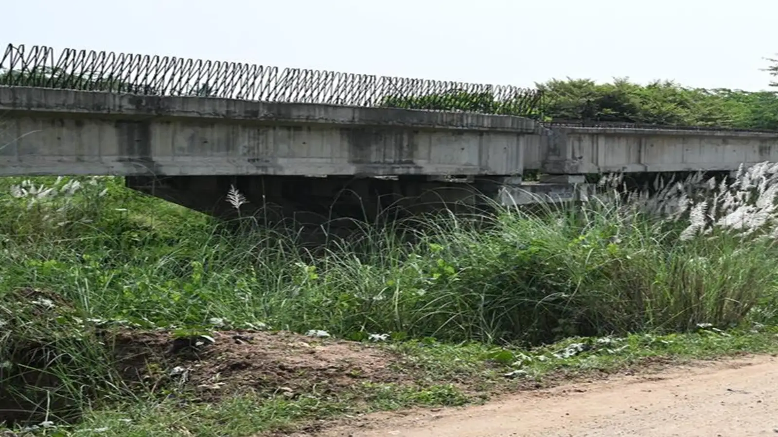 திருச்சி புறவட்டச்சாலை திட்ட பணிகளின் தற்போதைய நிலை என்ன? 