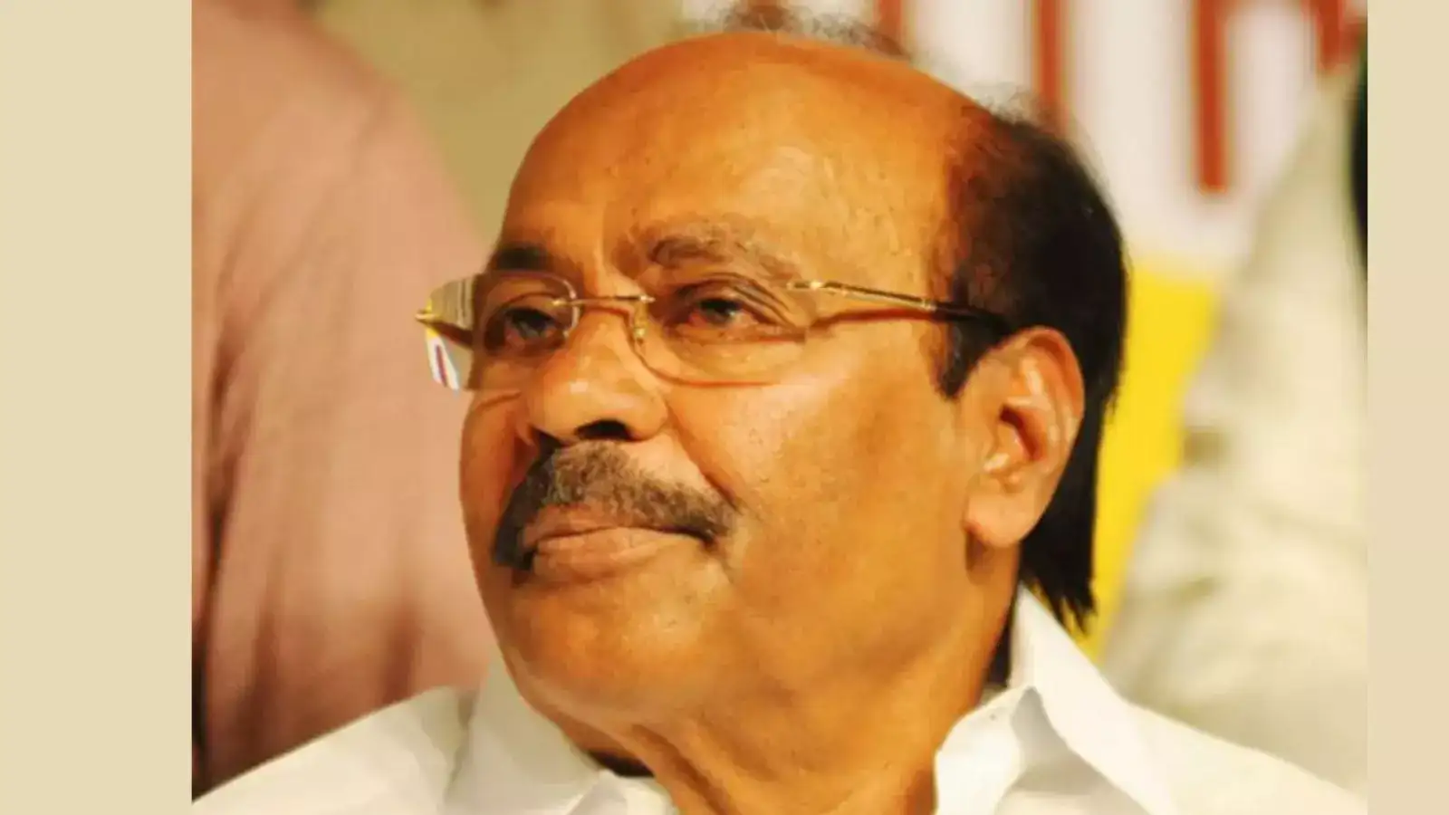 பாமகவின் எதிர்காலமும் நான் தான்: தொண்டர்களுக்கு கடிதம் எழுதிய ராமதாஸ் 