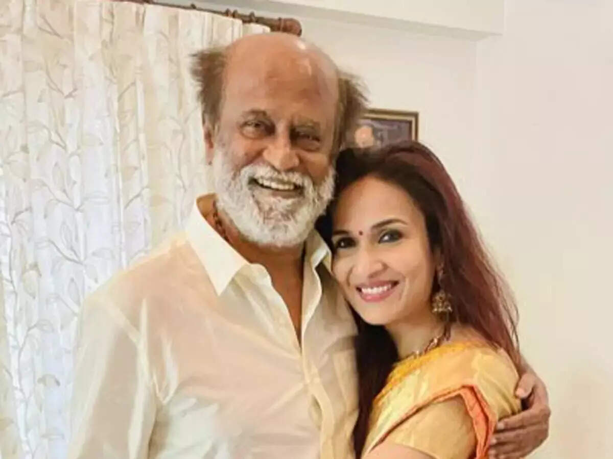 Soundarya Rajinikanth,ப்ரொஃபைல் போட்டோவை மாற்றிய சவுந்தர்யா ரஜினிகாந்த்:  திட்டித் தீர்க்கும் ரசிகர்கள்! - fans slamed to soundarya rajinikanth -  Samayam Tamil