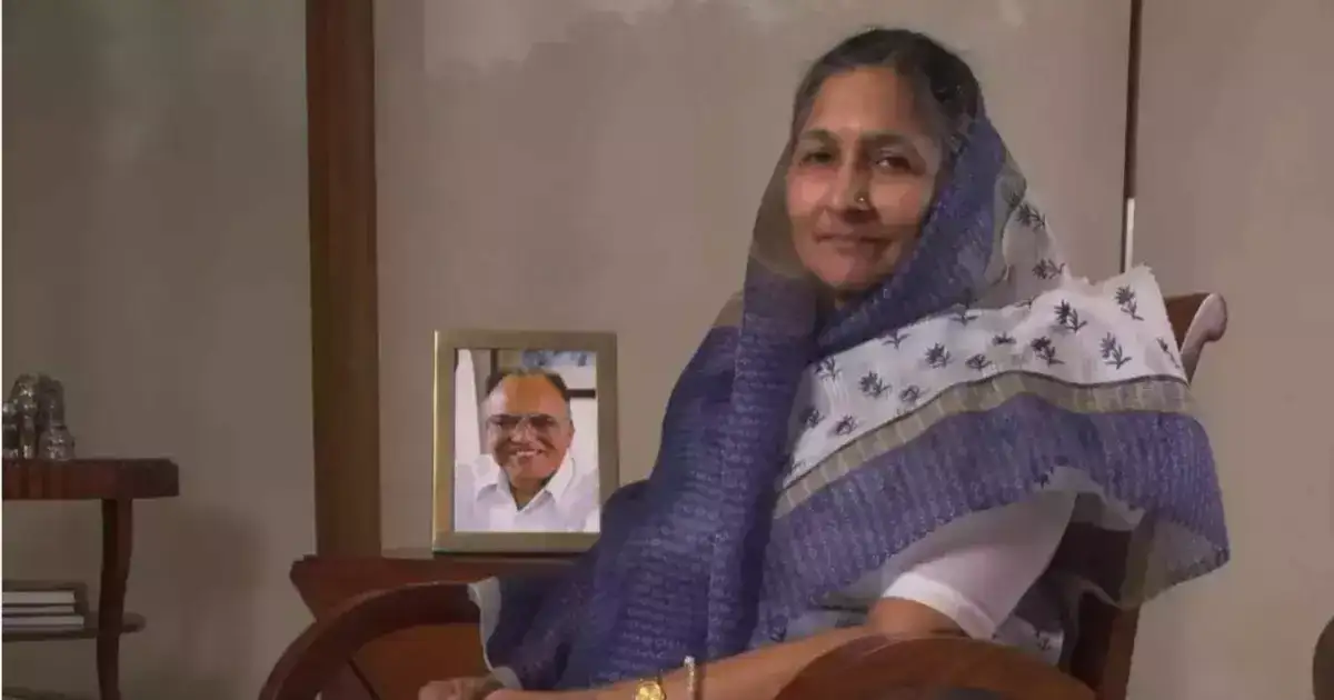 உலக பணக்கார பெண்கள் பட்டியிலில் ஐந்தாவது இடத்தில் இந்தியா : முதல் இடத்தை விட்டு கொடுக்காத சாவித்ரி ஜிண்டால்! 