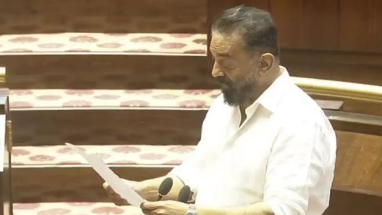 கமல்ஹாசன் எம்.பி.யாக பதவியேற்பு... மாநிலங்களவையில் முதல் நாள்! 