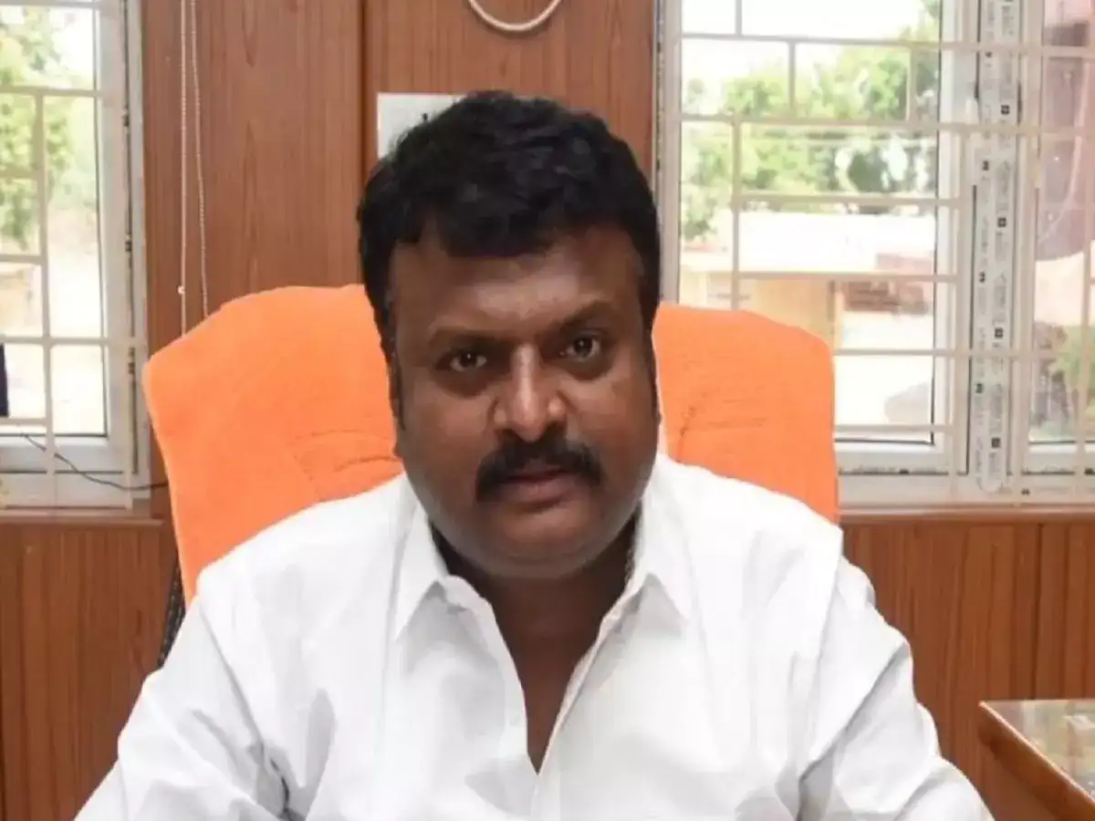 மின்மோட்டார் பொருத்தி குடிநீர் எடுத்தால் கடும் நடவடிக்கை - கரூர் மாநகராட்சி ஆணையர் எச்சரிக்கை 