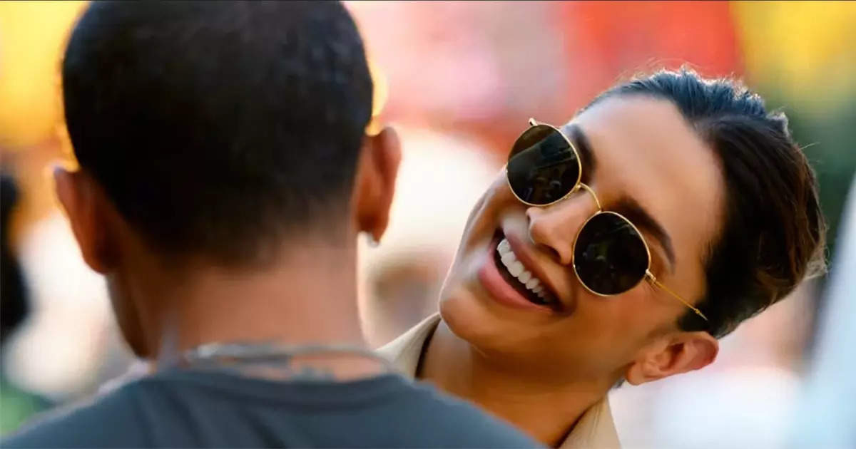 Deepika Padukone's Role in 'Singham Again' Criticized by Fans: Comparison to 'Chennai Express' Meenamma