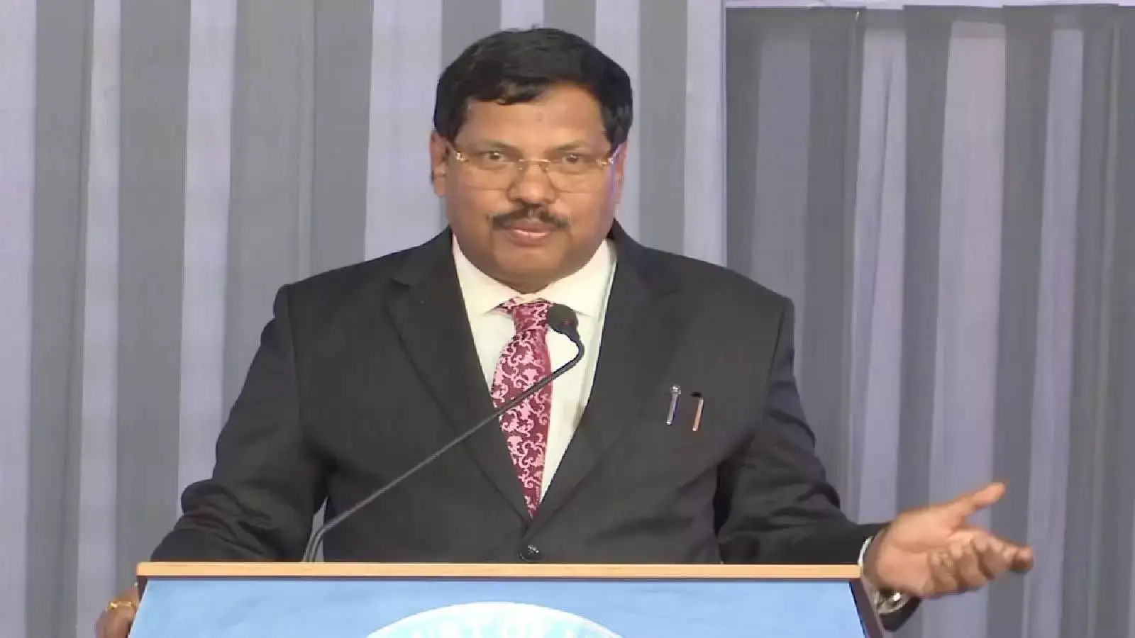 யார் இந்த பி.ஆர்.கவாய்? தேர்தல் பத்திரம் ரத்து முதல் ராகுல் காந்தி அவதூறு வழக்கு வரை... 