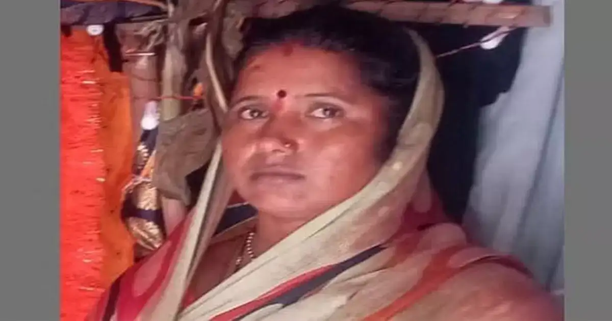 फायनान्स कंपनीकडून कर्ज घेऊन पतीने घेतले वाहन, बायकोला सतत कर्जाची चिंता, घरी कोणी नसताना संपवलं आयुष्य फायनान्स कंपनीकडून कर्ज घेऊन पतीने घेतले वाहन, बायकोला सतत कर्जाची चिंता, घरी कोणी नसताना संपवलं आयुष्य