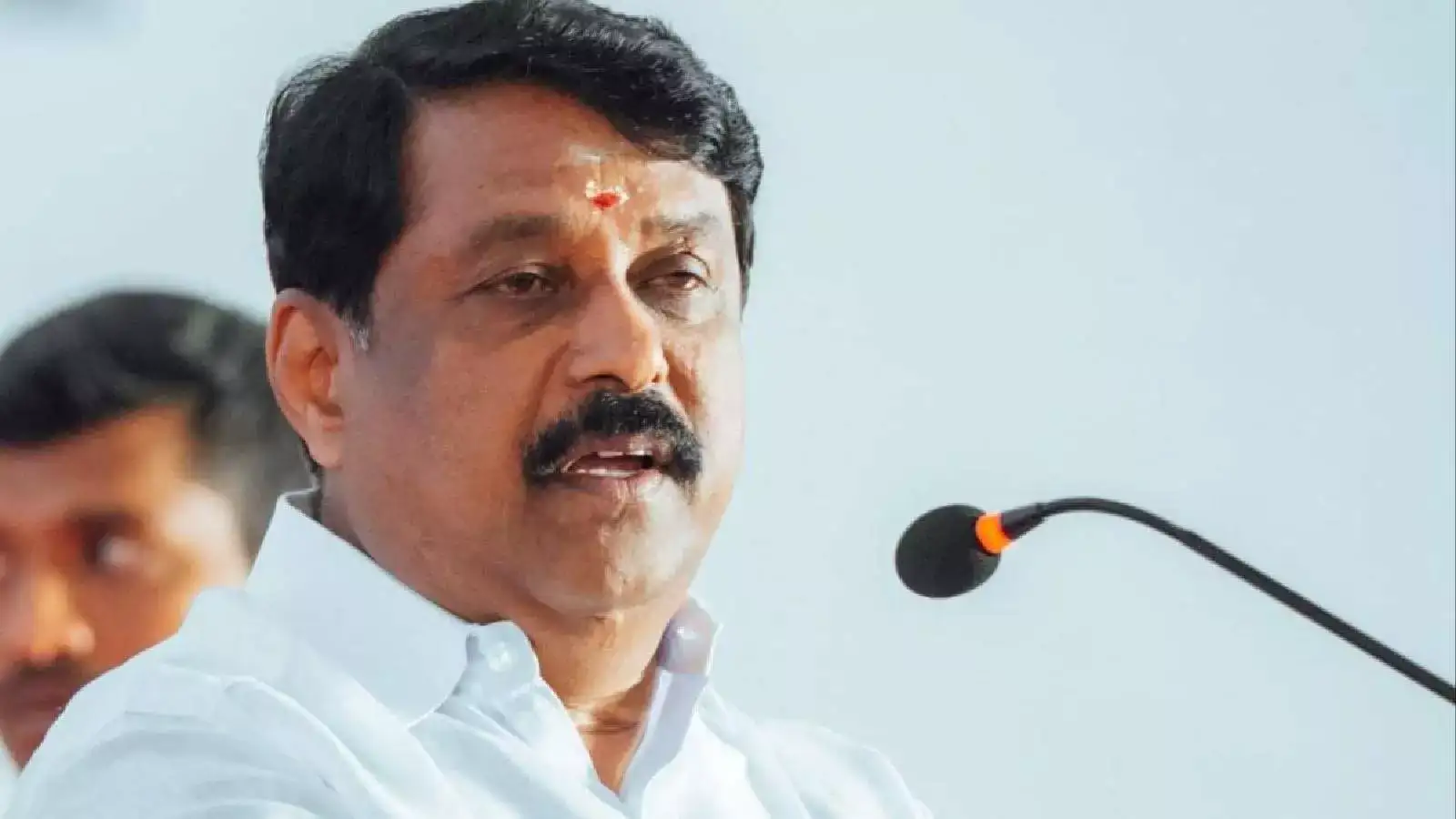 தமிழகத்தின் வருங்கால துணை முதல்வரே... பதறிய நயினார் நாகேந்திரன்! 