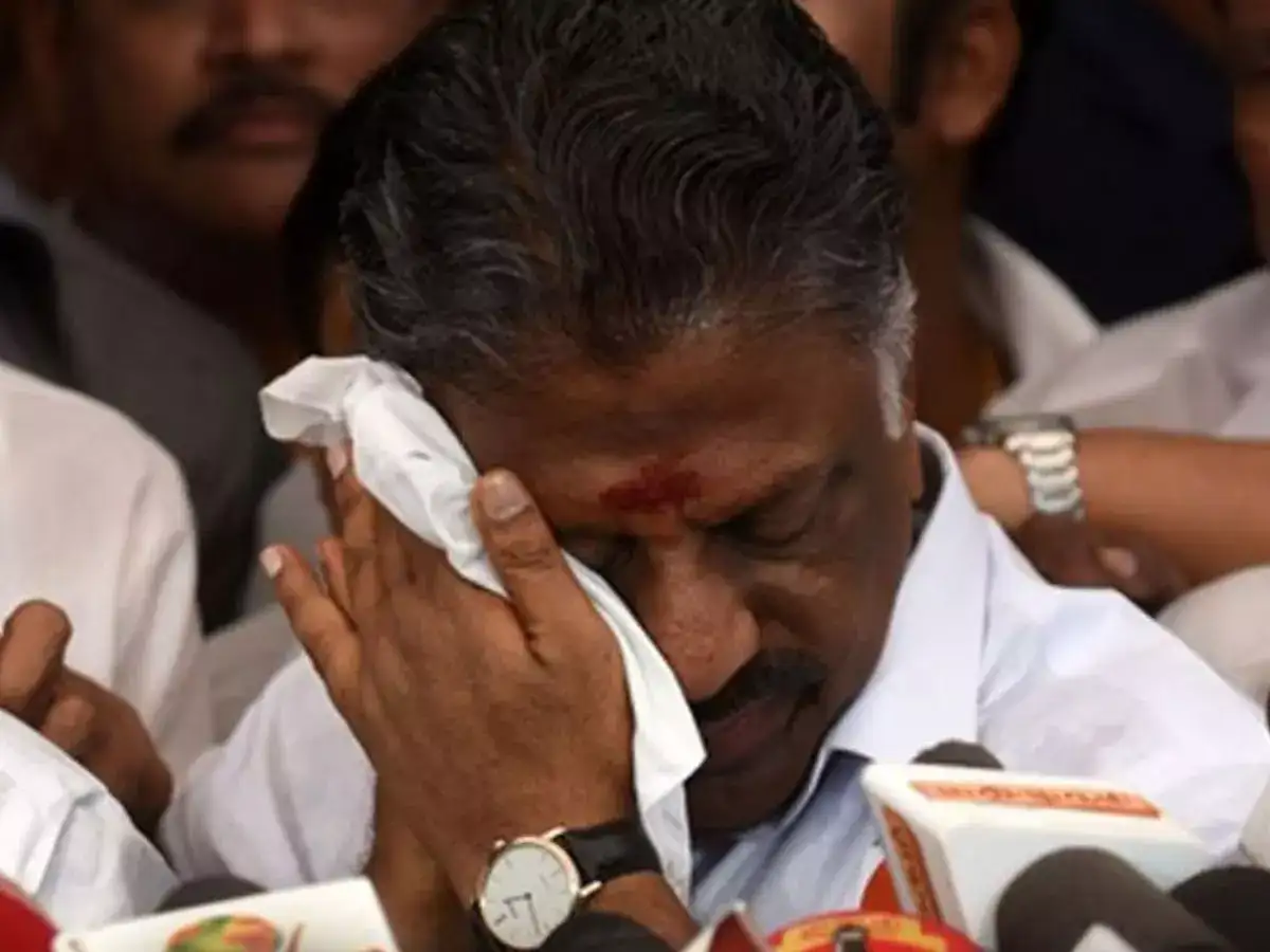 வாழ்க்கை நாடகமா... திரும்பிய பக்கம் எல்லாம் இத்தனை அடியா? ஓபிஎஸ்ஸுக்கு மீண்டும் முட்டுக்கட்டை! 